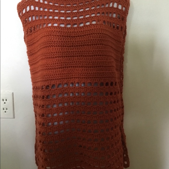 Crocheted top - Picture 1 of 2